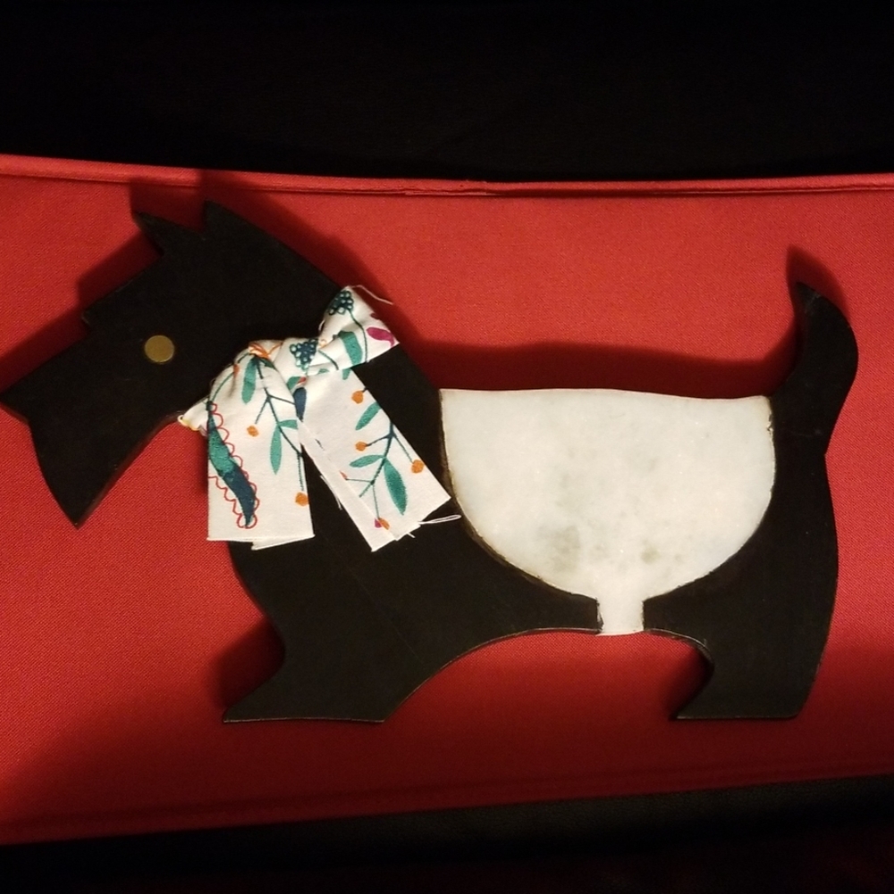 Schnauzer cheese board